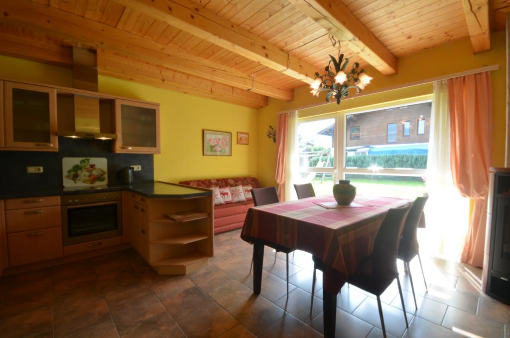 Chalet Yulia Zell am See Zimmer foto