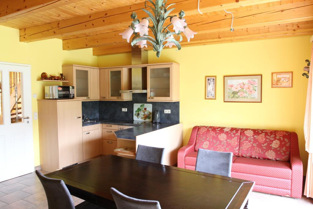 Chalet Yulia Zell am See Zimmer foto